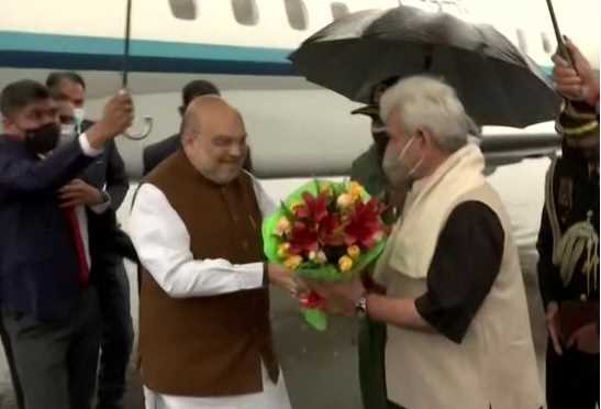 तीन दिवसीय दौरे पर जम्मू-कश्मीर पहुंचे अमित शाह, सुरक्षा स्थिति पर उच्च स्तरीय बैठक की करेंगे अध्यक्षता